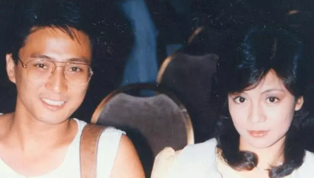 60歲湯鎮業二婚老婆曝光,原來是我們熟悉的她,難怪不娶翁美玲!