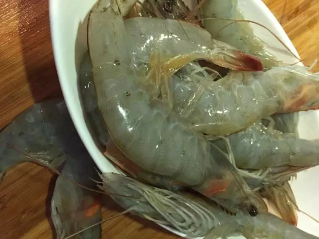 這樣做蝦才有味,一道糖醋大蝦,表皮酥脆,肉鮮唯美,吃了就上癮!