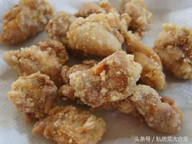 我用雞肉做的這道糖醋雞塊,簡單快手,酸甜開胃,每次做的時候米飯都不夠吃!