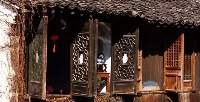 窗戶紙沾水就破,那下雨天怎麼辦?古人:辦法多的是!