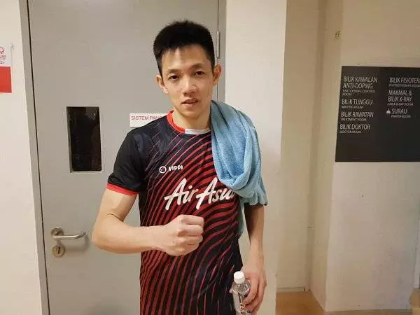 太慘了!決勝局竟被日本三單10比0吊打 林丹遭逆轉全英首次一輪游!!