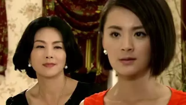 大嫂看我不順眼,婆婆住院她讓我去伺候,我拿出一張紙她求我原諒