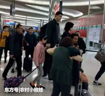 李湘女兒9歲,陸毅女兒9歲,黃磊女兒9歲,姚明女兒9歲這樣!