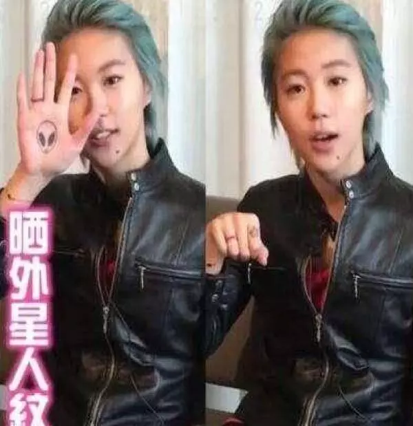 王菲與女兒李嫣逛街被跟拍,她的處理方式與張柏芝差距不是一點點!