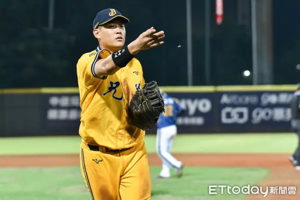 中職/艾銳克中心棒次 伯納對許基宏有期待:本季關鍵