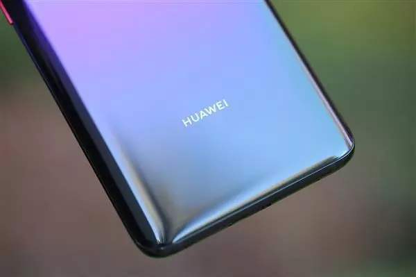 華為Mate 20 Pro獲手機界「奧斯卡」大獎!給2019年最強手機定調