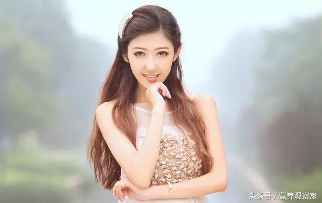 每天踩一踩,45歲變25歲,年輕又漂亮!發給朋友們,大家一起踩出健康、踩出長壽!