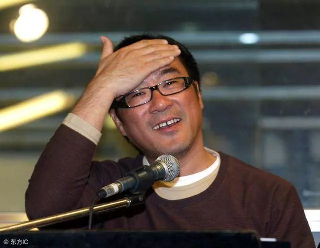 52歲林憶蓮近照,李宗盛為她拋妻棄子,如今為小鮮肉花錢不手軟~