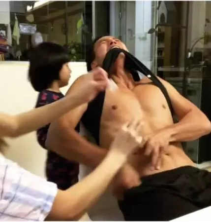 陳邦鋆被燙傷敷藥 痛到冒汗 大叫 發抖 噴口水 !
