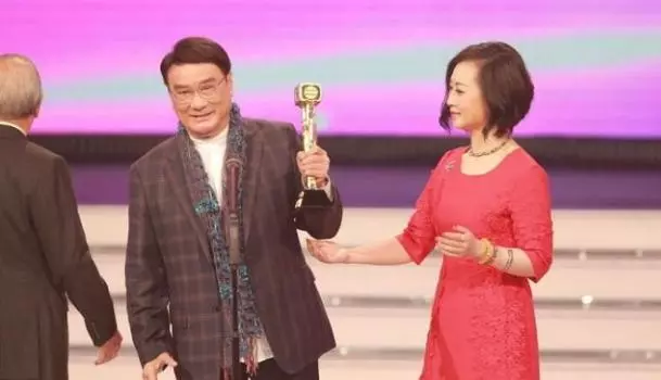 85歲TVB老戲骨患心臟衰竭仍繼續工作:不想在家面對四面牆!