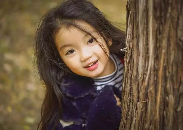 4歲出道一炮而紅,6歲就年賺百萬養活一家人,今現狀卻讓人心疼