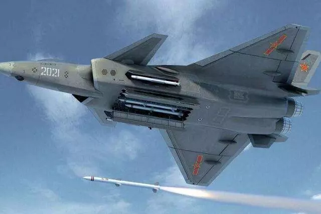 中國疑成功研製毫米波雷達空空飛彈 可隨時鎖定F22