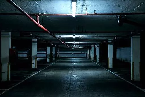 遭硬上生下黑人小孩...10年後女兒罹患血癌,母親求犯人爸爸回來捐骨髓 !