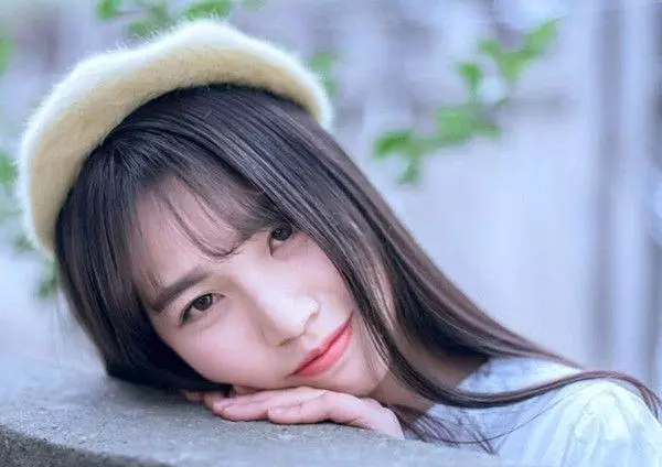 35歲離異女人再見前夫,不禁感慨:女人不要害怕離婚,你值得更好的