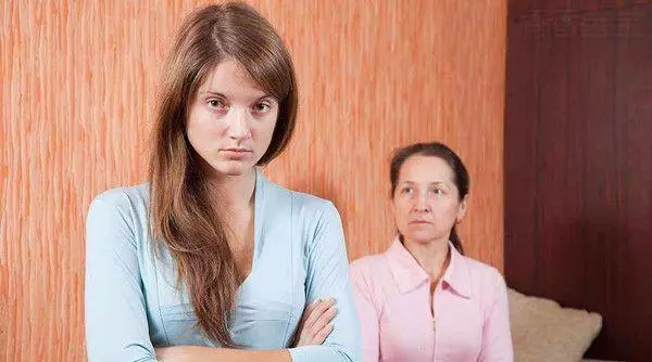婆婆為了小姑子害兒媳失去孩子?晚年要同住,兒媳:你怎麼好意思