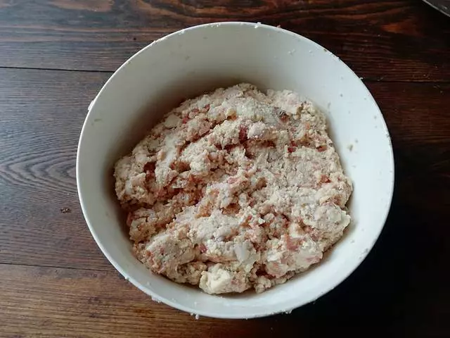 豆腐這樣做,家裡小朋友一手捏一個吃不停