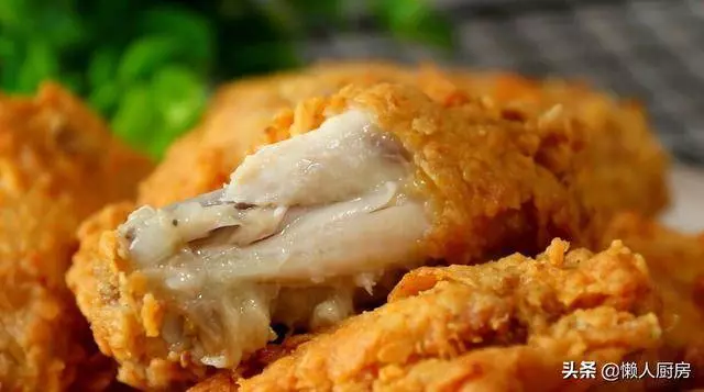 不用裹麵包糠,教你做脆皮雞翅,這樣炸出來的雞翅外酥里嫩