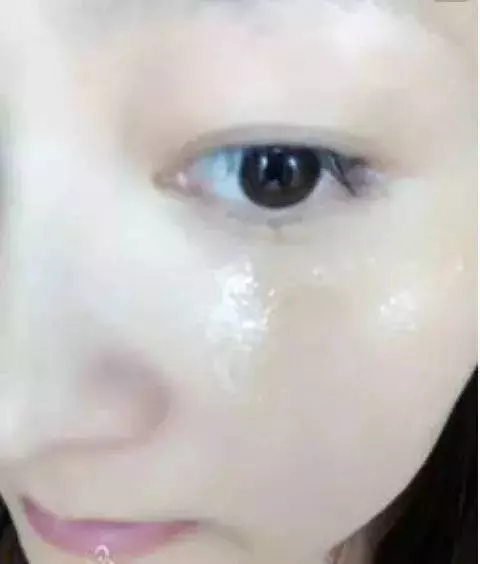 良心記者揭露蜂蜜市場驚天騙局!親赴深山,發現土蜂蜜驚人真相!