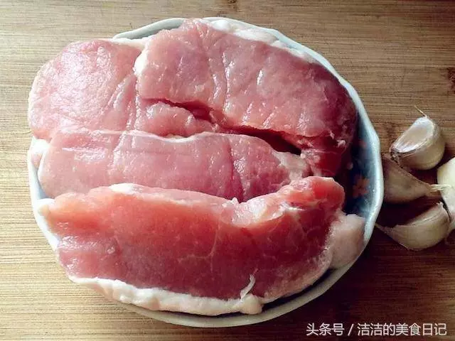 蒜香豬排這麼做實在太香了, 自己在家做的,吃起來更香哦
