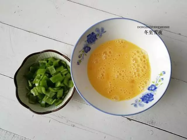 這道豆腐的做法,不需放肉,吃著比放肉還香還要營養 !