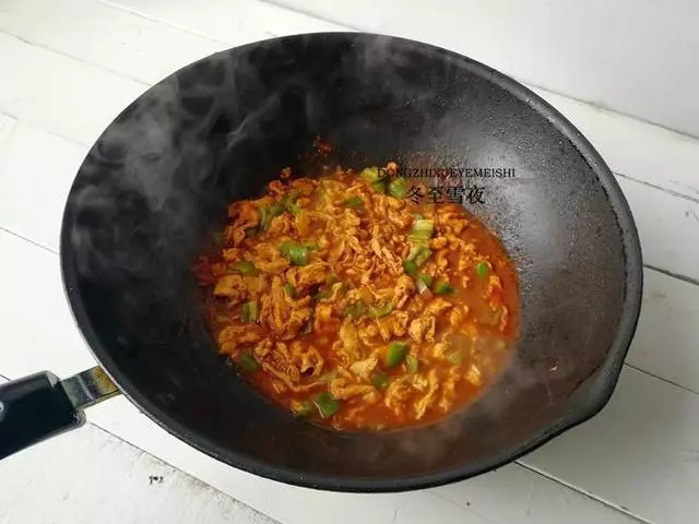 這道豆腐的做法,不需放肉,吃著比放肉還香還要營養 !