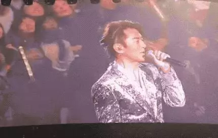 17歲拍三級,40歲嫁大佬,港劇都沒她的人生精彩(圖)