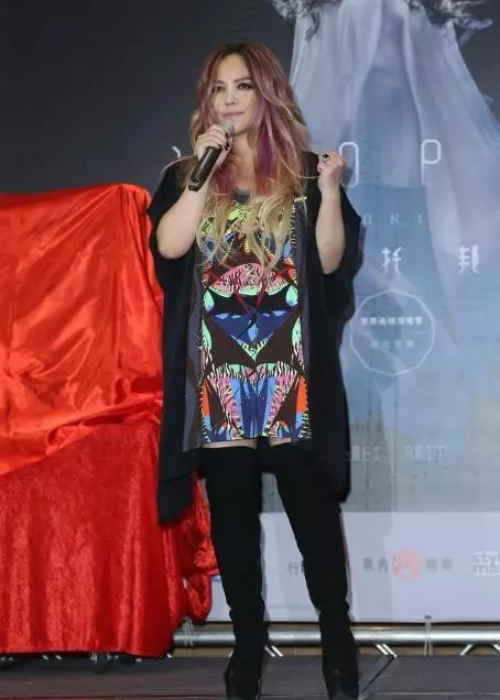 張惠妹體重飆升近200斤,經紀人面臨崩潰!