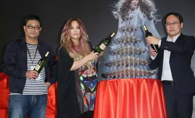 張惠妹體重飆升近200斤,經紀人面臨崩潰!