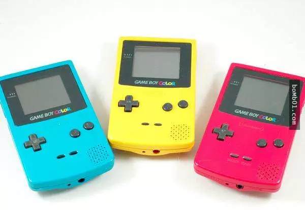 10個證明「當年的小孩就算沒有平板、iPhone卻還是過得超級快樂」的童年玩具!