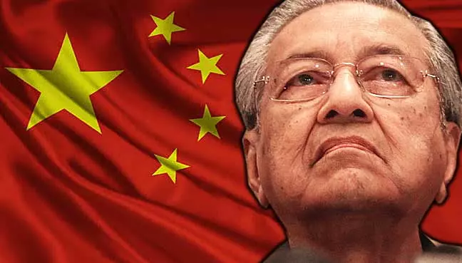 【中美交易戰之間的選擇】馬哈迪的回答讓民眾震驚不已!