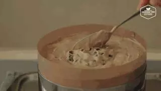她家的奶茶千層超好賣,濃郁冰淇淋口感,原來是用這個配方?