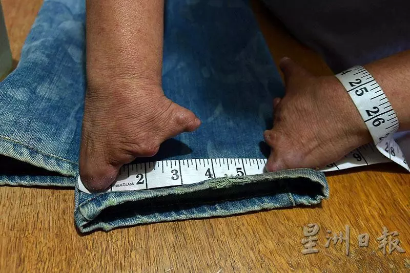 十指殘缺裁縫師·養活一家七口