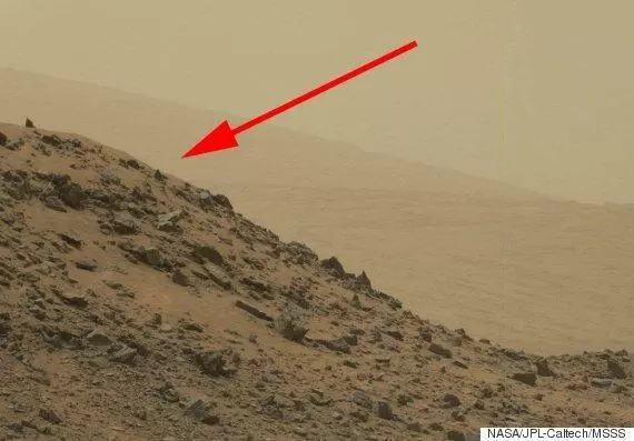 美國好奇號火星探測器發現火星上有「金字塔」!