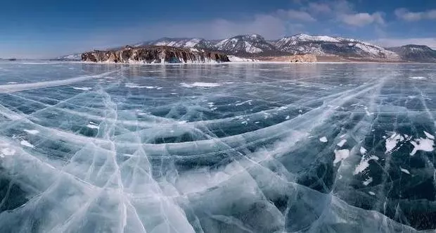這個淡水湖曾經屬於中國,最深1637米,可供50億人喝半世紀