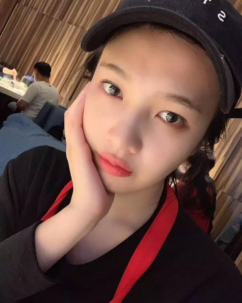 [Red Velvet][新聞]190308 Yeri首支自作曲《致二十歲》14日公開！散發感性魅力！
