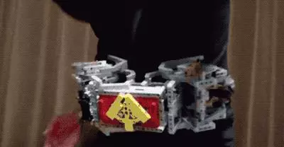 手機里的自由拼裝,完成你的戰艦、機甲和……貓娘!?