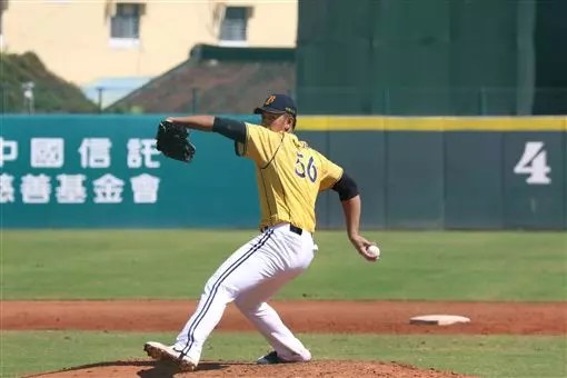 中信兄弟4土投9局無BB 伯納比喻「貓」