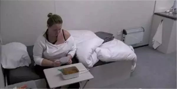 英國實測「沒手機電腦」關在房間裡五天四夜,成功的有1000萬!如果是你,你能成功嗎?