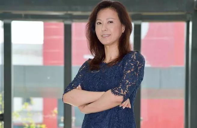 51歲花系列女星當年「閃婚閃離」連媽都不知!如今復出後終於透露「離婚原因」...