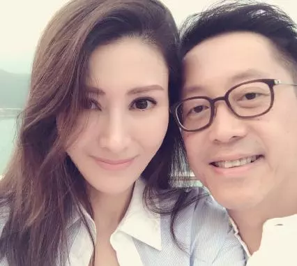 46歲最美港姐「李嘉欣」近照曝光!嫁給百億富豪的她「胖成球」... 幸福婚姻羨煞眾人!