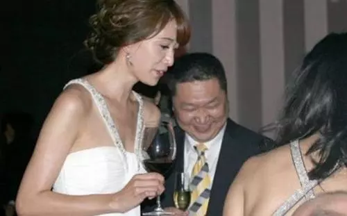 勁爆!女明星們的「飯局價」?章子怡7億?林志玲一夜500萬顯得廉價許多 !