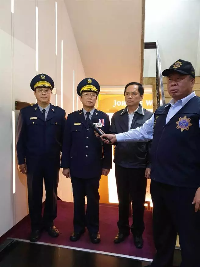 嚇阻暴力事件發生 北市警局長率隊赴酒店擴檢