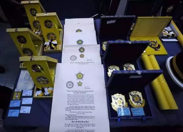 勁爆!流氓拿督廖順喜終於被完全起底了!