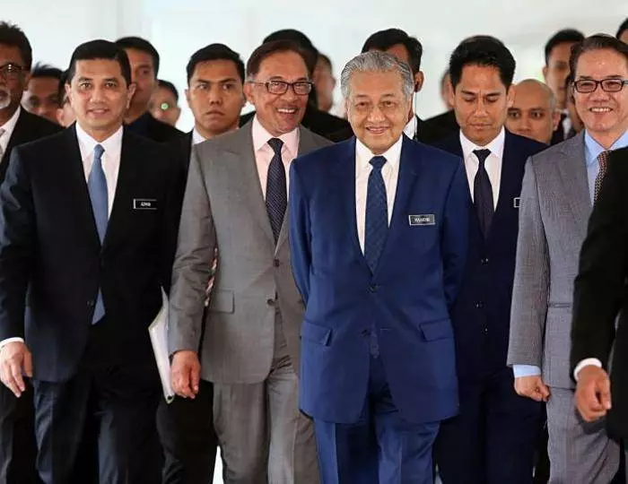 國內部長和國會議員月收入曝光