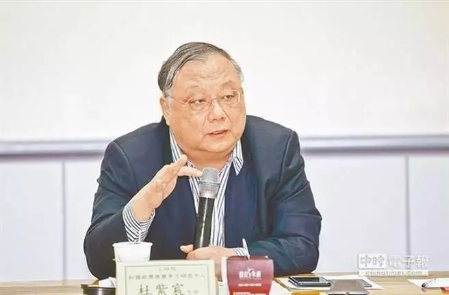 杜紫宸:高雄經濟「一廂情願海市蜃樓」網友反酸