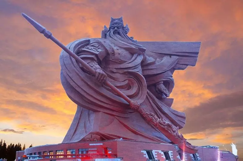 全球最大關公聖像完成!占地228畝,19層樓高,耗資15億,內部竟還另有乾坤