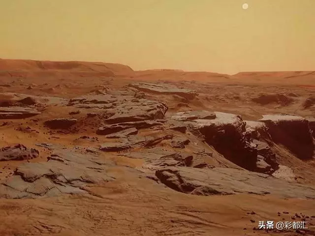 火星移民勝利在望!發現星球地下湖泊系統,可能存在生命!