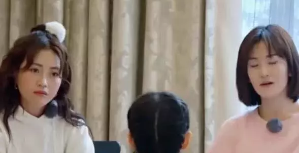 章子怡酒後問謝娜還愛劉燁嗎,謝娜只回了5個字,張傑聽了感動!