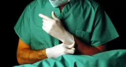 兒子只考81分 被媽拳打腳踢丟下車 | 東方網 | 馬來西亞東方日報