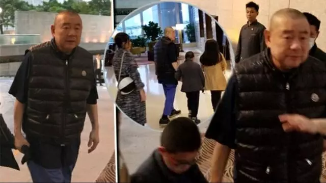 劉鑾雄一家6口慶祝三八節,劉鑾雄牽著兒子一臉慈祥,甘比被冷落!